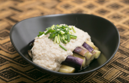 蒸しなすの鶏そぼろあんかけ